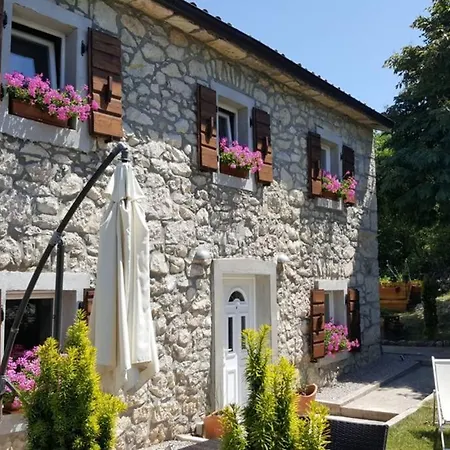 Casa Nora Istria Appartamento